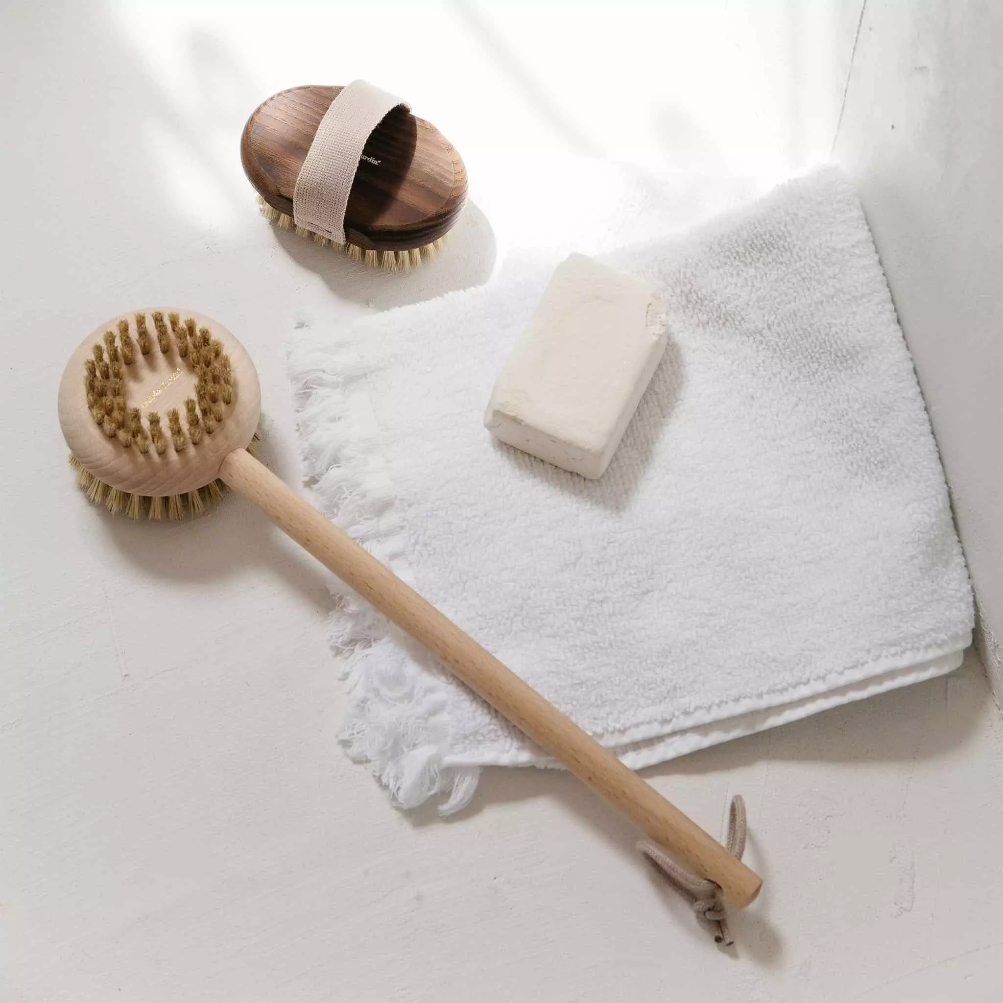 Andree Jardin Body Massage Brush - Ash Wood & Hog Bristle 4 Andree Jardin Body Massage Brush - Ash Wood & Hog Bristle