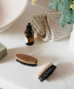Andree Jardin Beard Brush - Ash Wood & Boar Bristle 7 Andree Jardin Beard Brush - Ash Wood & Boar Bristle