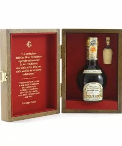 Ingredients Giuseppe Giusti Balsamic Vinegar Of Modena DOP - Extravecchio 25 Year Aged