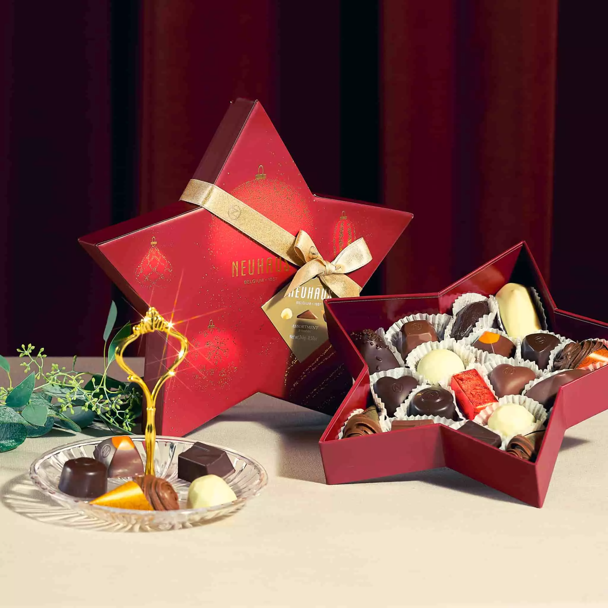 Neuhaus Belgian Chocolates Christmas Star Box - 18 Pieces 5 Neuhaus Belgian Chocolates Christmas Star Box - 18 Pieces