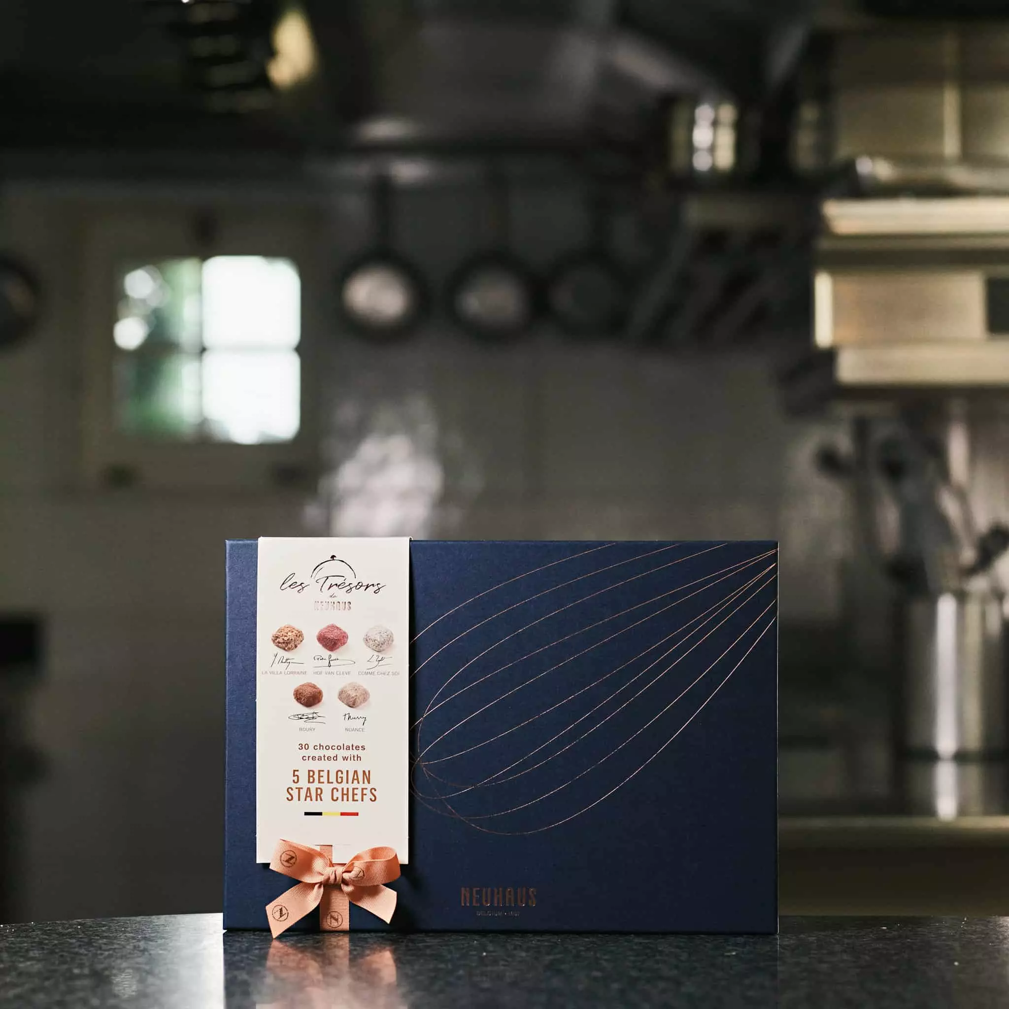 Neuhaus "Les Trésors De Neuhaus" Pralines - 30 Pieces 7 Neuhaus "Les Trésors De Neuhaus" Pralines - 30 Pieces