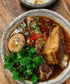 The Vietnamese Larder Chilli & Lemongrass Sauce SEASONAL INSPIRATION 9 The Vietnamese Larder Chilli & Lemongrass Sauce SEASONAL INSPIRATION