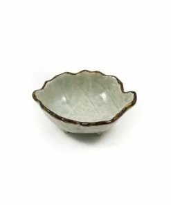 Kiji Stoneware & Ceramics Cream & Pale Green Leaf Dish