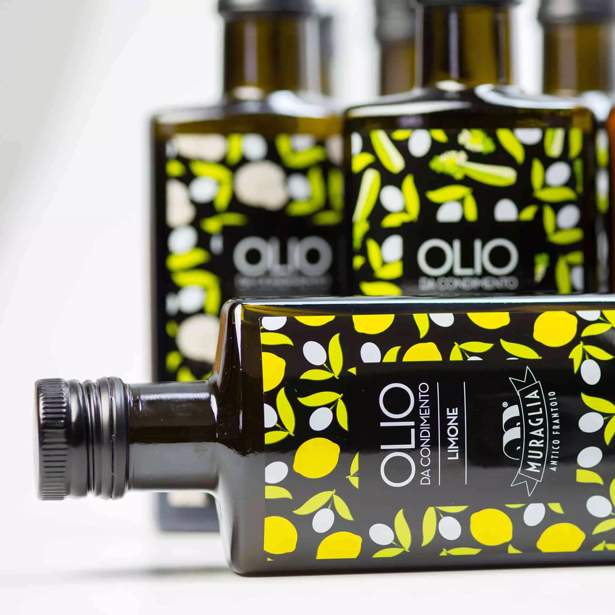 Ingredients Frantoio Muraglia Aromatic Lemon Extra Virgin Olive Oil 200ml 4 Ingredients Frantoio Muraglia Aromatic Lemon Extra Virgin Olive Oil 200ml