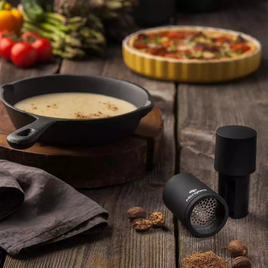 Herbs & Spices Microplane Black Spice Mill 5 Herbs & Spices Microplane Black Spice Mill